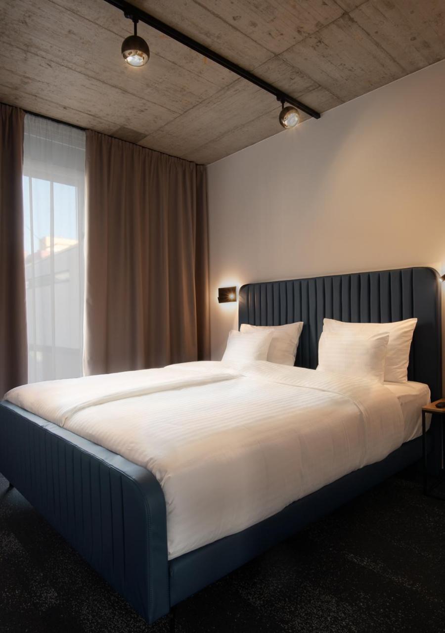 Noir Aparthotel