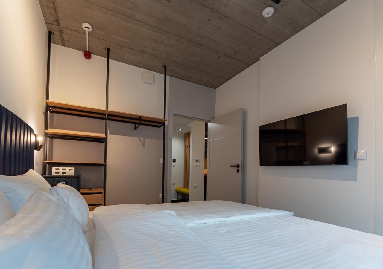 Aparthotel Noir