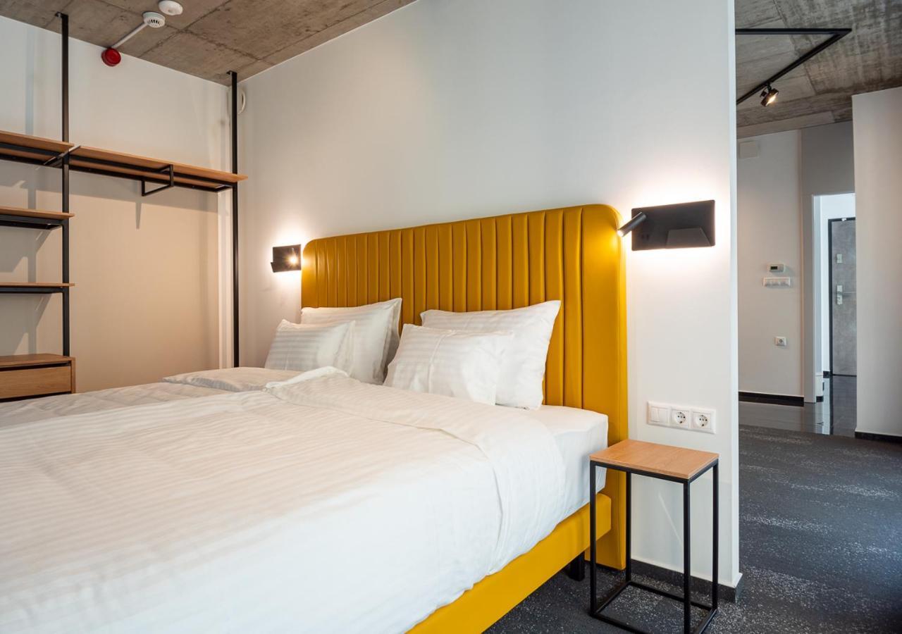 Noir Aparthotel