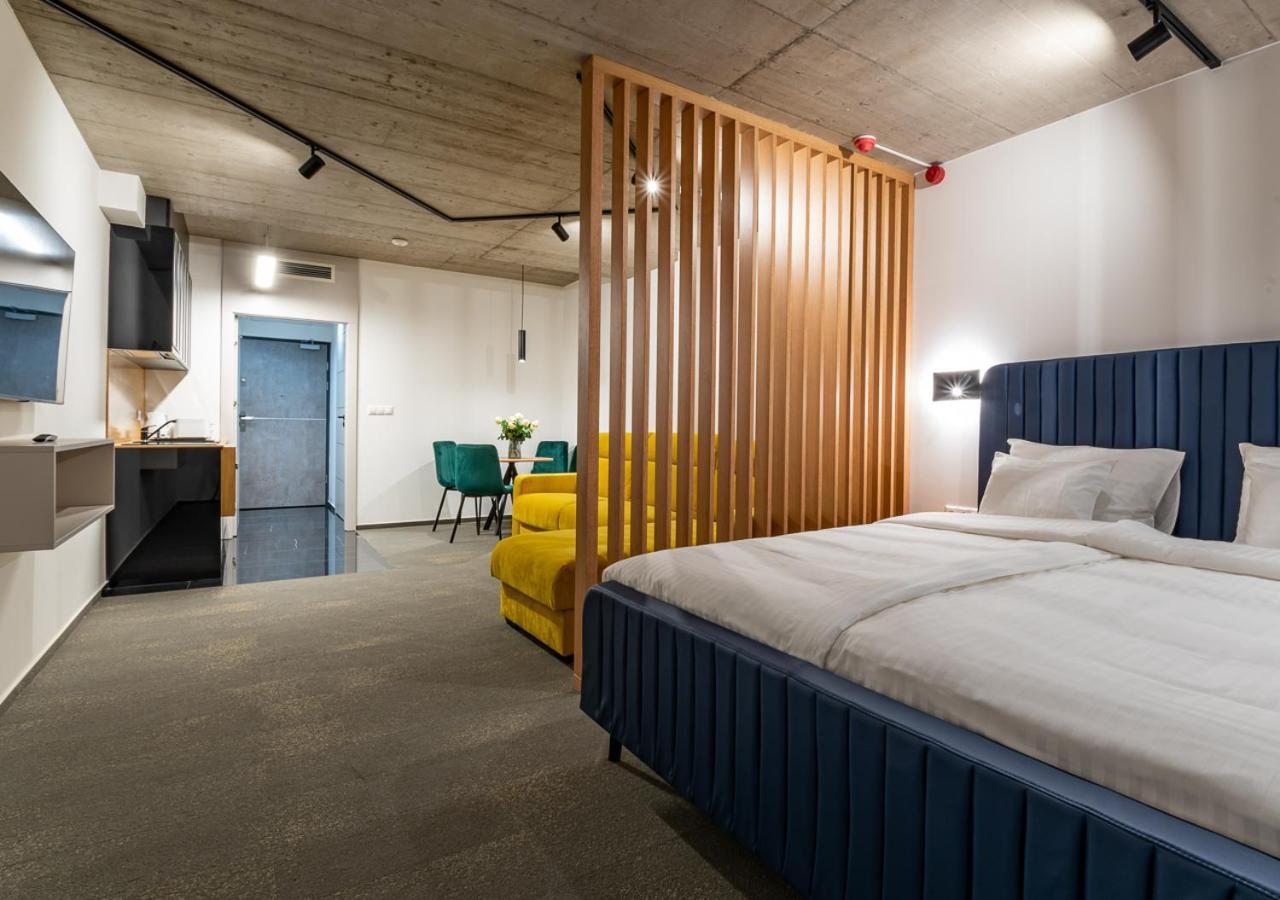 Noir Aparthotel
